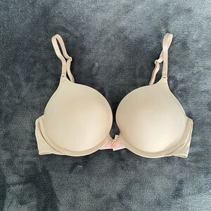Victoria's Secret Beige Push-Up Bra